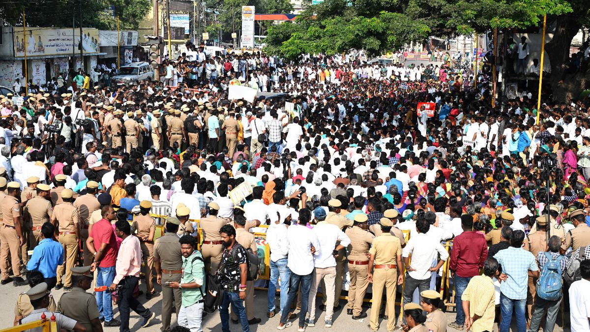 Thousands of Madurai farmers, villagers take out 25-km long procession against tungsten mining project